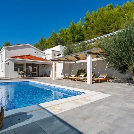 Vila Dream With Private Pool, 2 Bedrooms With En-suite Bathrooms, Sea View Omiš