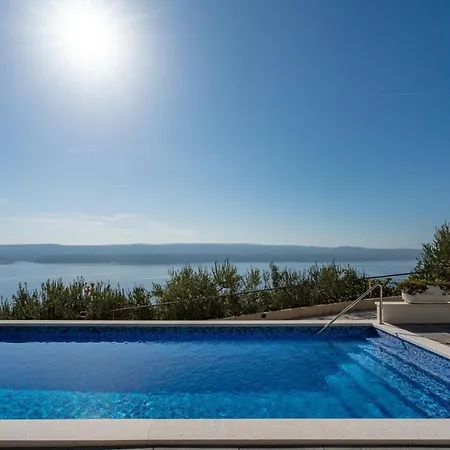 Vila Dream With Private Pool, 2 Bedrooms With En-suite Bathrooms, Sea View *