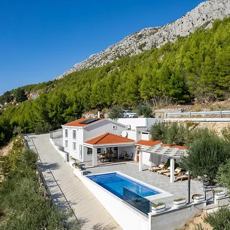 Dream With Private Pool, 2 Bedrooms With En-suite Bathrooms, Sea View Vila Omiš