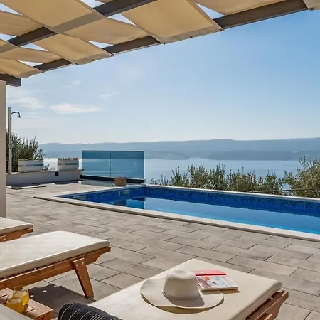 Vila Dream With Private Pool, 2 Bedrooms With En-suite Bathrooms, Sea View Omiš