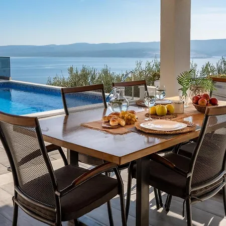 Vila Dream With Private Pool, 2 Bedrooms With En-suite Bathrooms, Sea View *