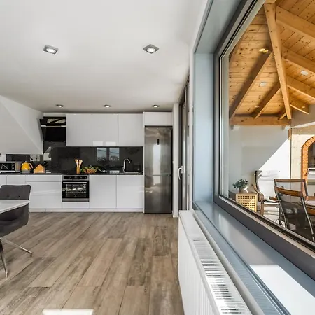 Dream With Private Pool, 2 Bedrooms With En-suite Bathrooms, Sea View