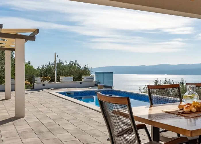 Dream With Private Pool, 2 Bedrooms With En-suite Bathrooms, Sea View *